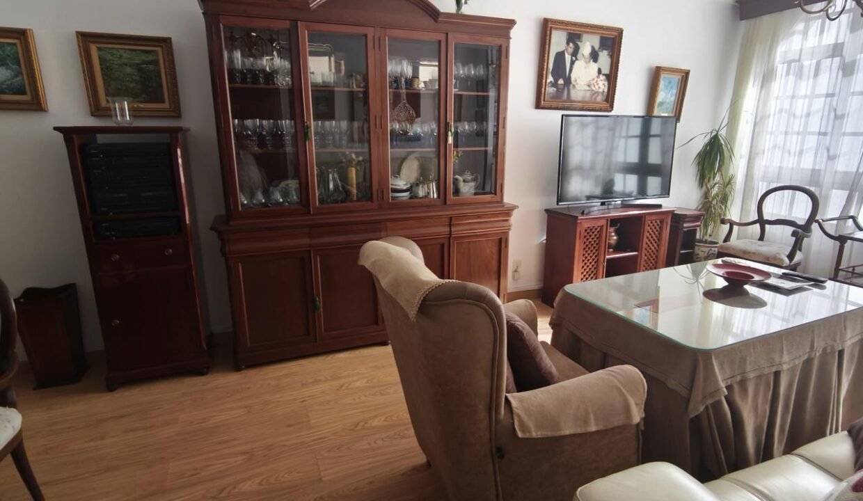 4193084-056708d3